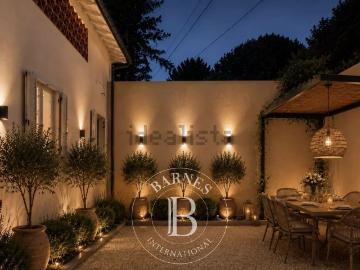 Case e ville in vendita di 238 m² in Via Nuova, 1696