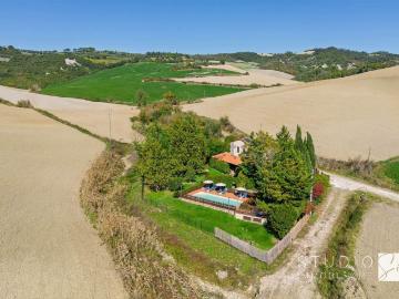 Case e ville in vendita di 239 m² in Strada Provinciale del Monte Volterrano