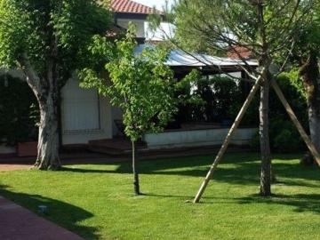 Case e ville in vendita di 240 m²