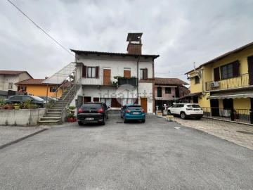 Case e ville in vendita di 240 m²