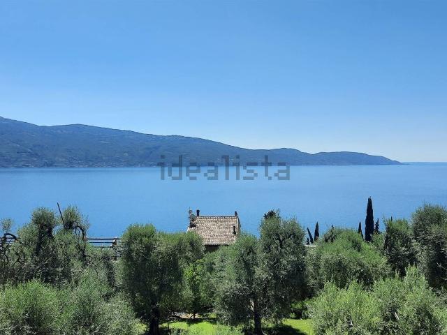 Case e ville in vendita di 240 m²