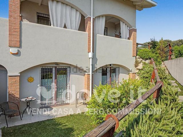 Case e ville in vendita di 240 m²