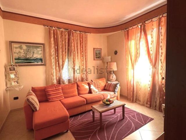 Case e ville in vendita di 240 m²