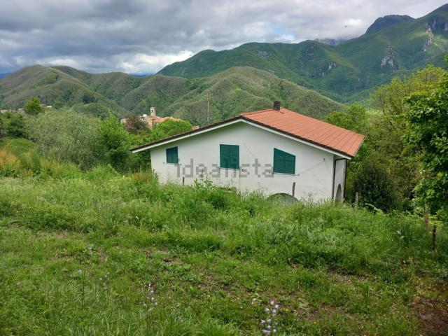Case e ville in vendita di 240 m²