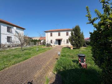 Case e ville in vendita di 240 m²