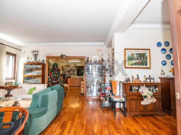 Case e ville in vendita di 240 m² in Traversa Gebbiazza, 13