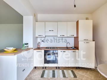Case e ville in vendita di 240 m² in Via Basso Carpine, 8