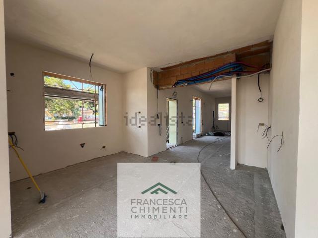 Case e ville in vendita di 240 m² in Via di Monterotondo