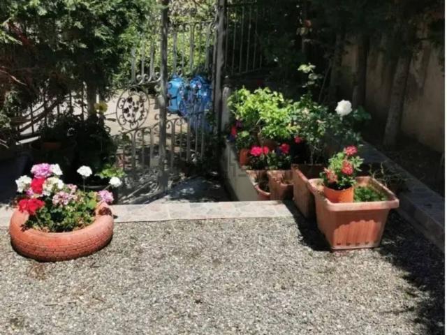 Case e ville in vendita di 240 m² in Via Sandro Pertini