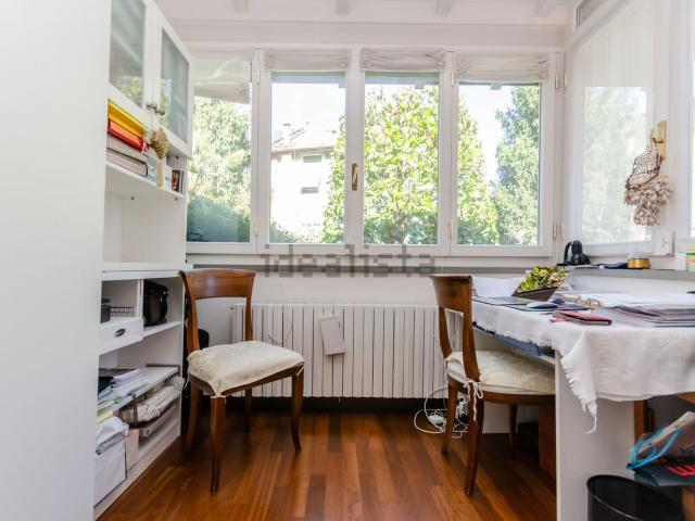 Case e ville in vendita di 240 m² in Via Privata Bitonto