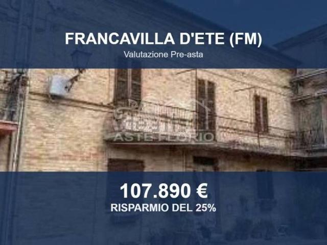 Case e ville in vendita di 240 m² in Viale Roma, 16