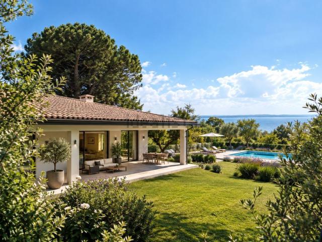 Case e ville in vendita di 240 m² in Località Cà del Bosco
