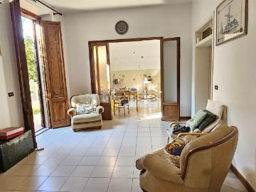 Casa in vendita a Centro di Firenze - Giardino