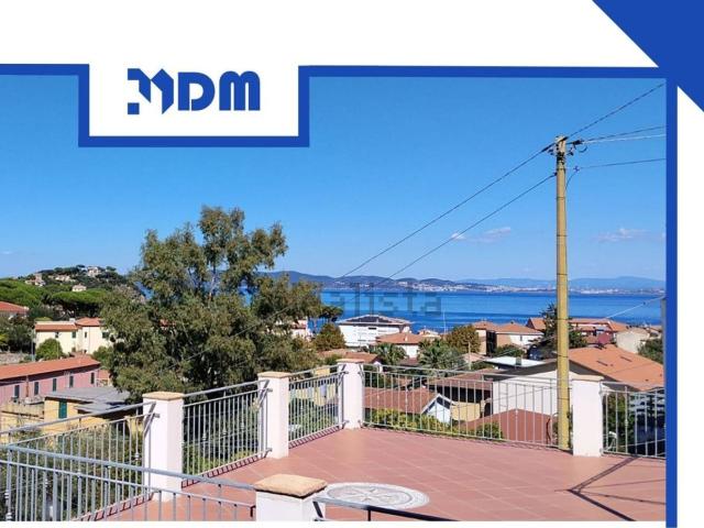 Case e ville in vendita di 240 m² in Salita Belvedere