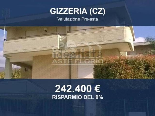 Case e ville in vendita di 241 m² in Località Maiolino