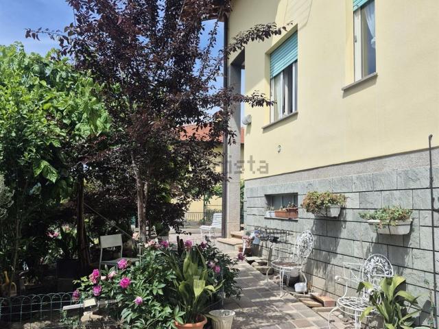 Case e ville in vendita di 241 m² in Strada Vecchia, 6