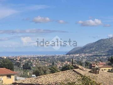 Case e ville in vendita di 242 m² in Strada Vicinale Cannizzara, 10