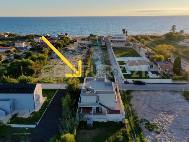 Case e ville in vendita di 243 m² in Contrada Granelli, 5