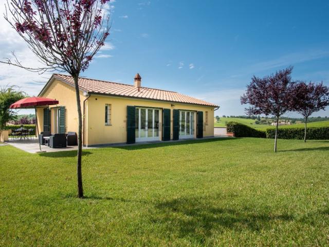 Case e ville in vendita di 244 m²