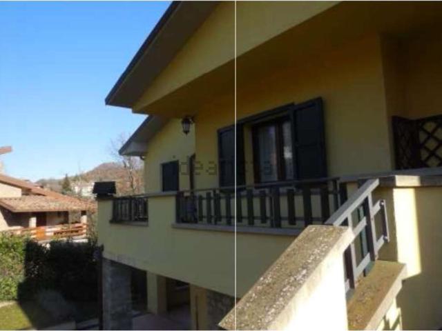 Case e ville in vendita di 245 m² in Via Giacomo Puccini, 7