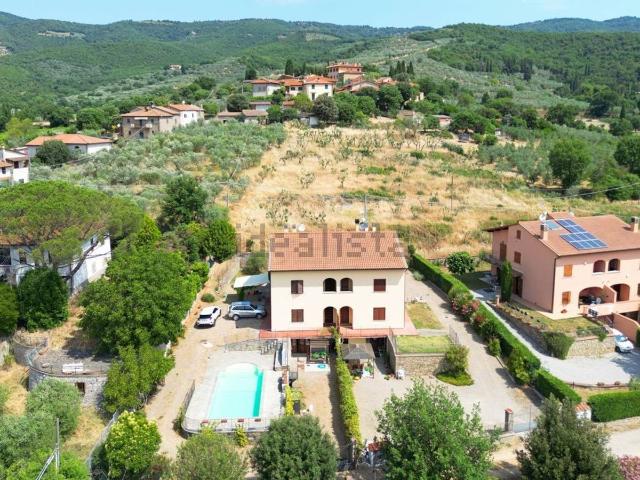 Case e ville in vendita di 245 m² in Piazza Risorgimento
