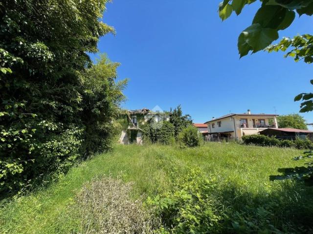 Case e ville in vendita di 246 m² in Via Albare, 12