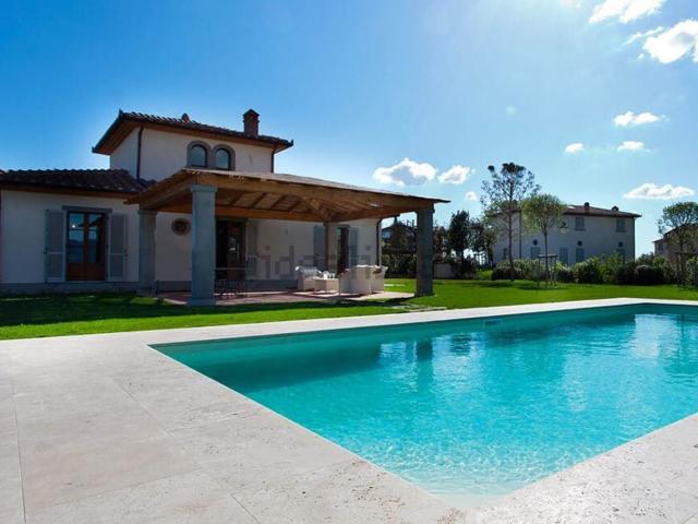 Case e ville in vendita di 246 m² in Via di Padule