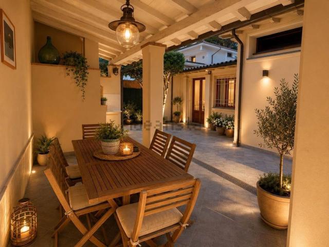 Case e ville in vendita di 247 m²