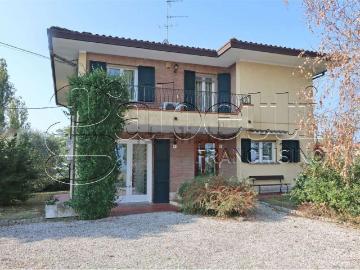 Case e ville in vendita di 247 m² in Strada Prondella Ca&apos  Vecchia