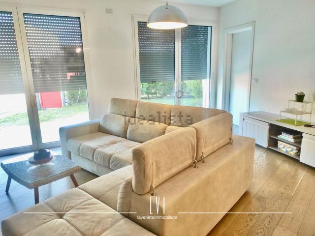 Case e ville in vendita di 248 m² in Via Pazienti, 1