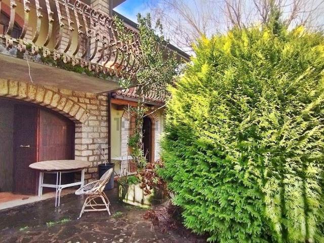 Case e ville in vendita di 249 m²