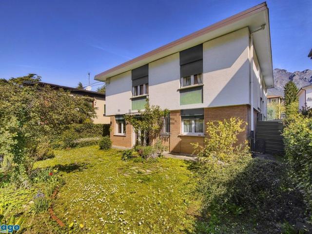Case e ville in vendita di 249 m² in Via Alessandro Volta, 16