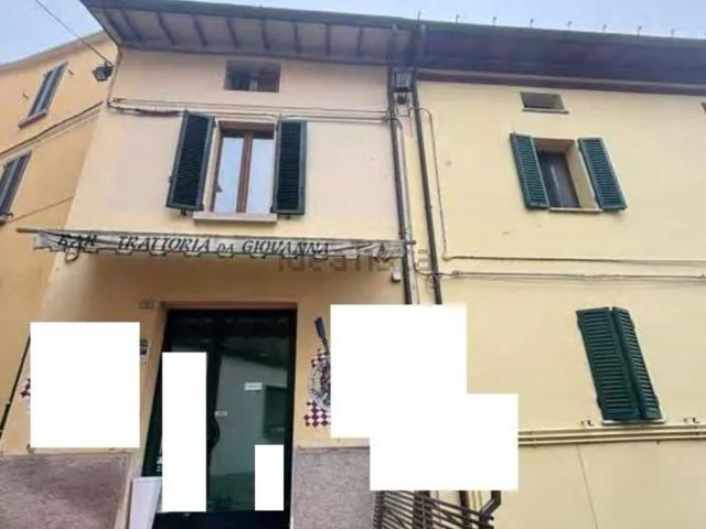 Case e ville in vendita di 249 m² in Via Terme