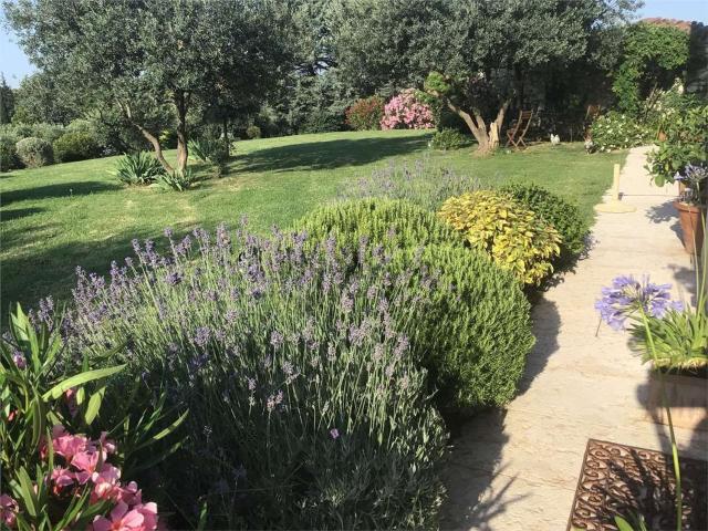Case e ville in vendita di 250 m²