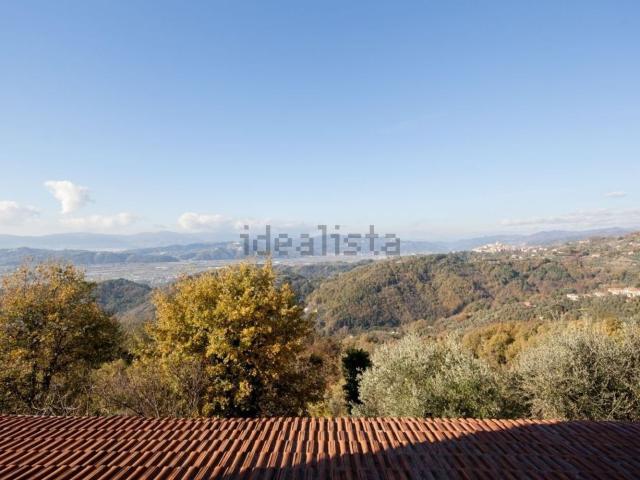 Case e ville in vendita di 250 m²