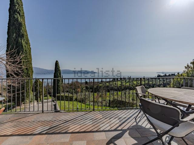 Case e ville in vendita di 250 m²
