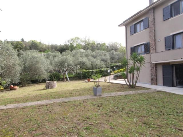 Case e ville in vendita di 250 m²