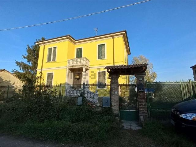 Case e ville in vendita di 250 m²
