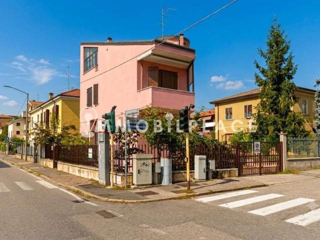 Case e ville in vendita di 250 m²