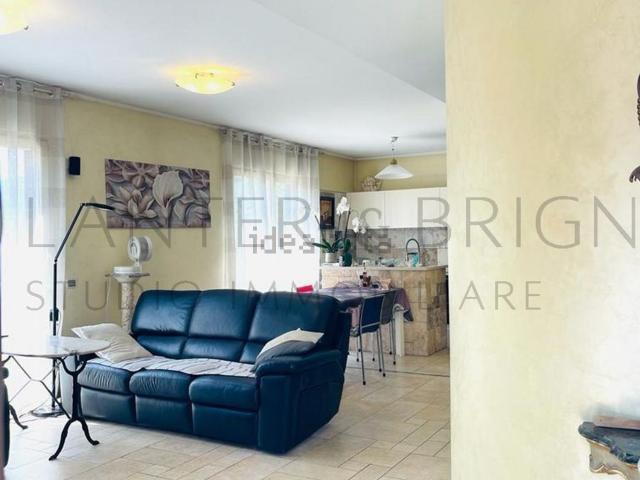 Case e ville in vendita di 250 m²