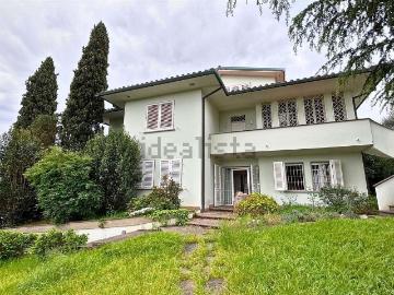 Case e ville in vendita di 250 m²
