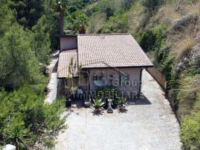 Case e ville in vendita di 250 m²