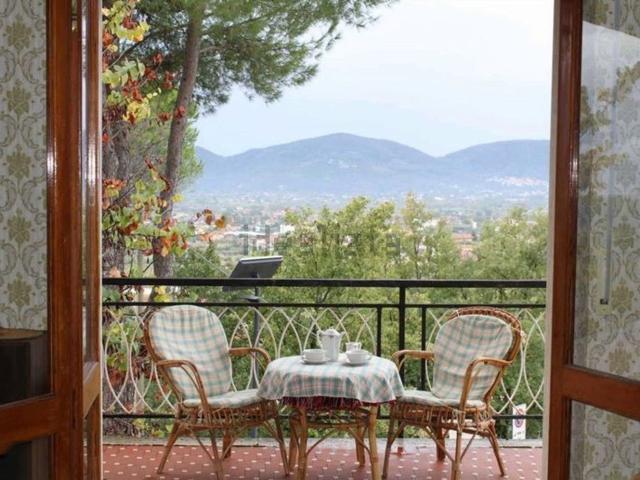 Case e ville in vendita di 250 m²