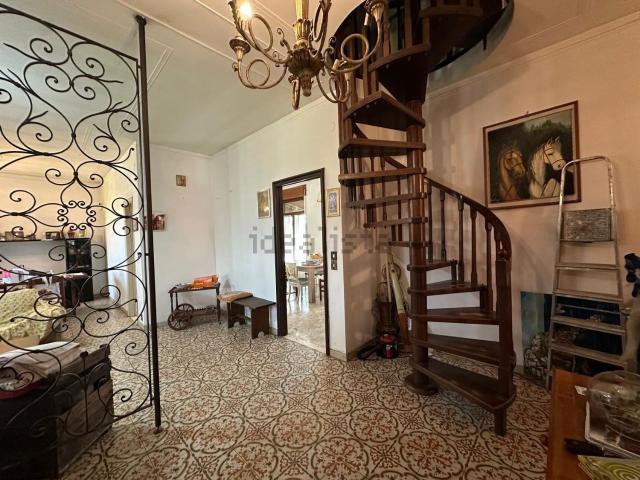 Case e ville in vendita di 250 m²