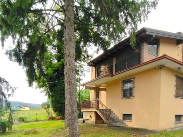 Case e ville in vendita di 250 m²