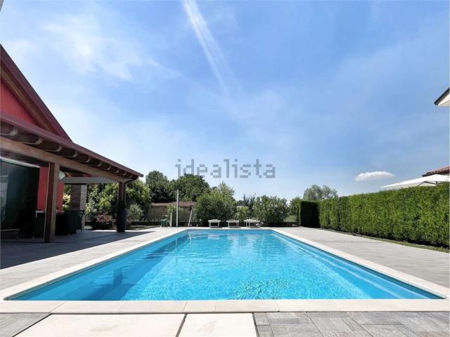 Case e ville in vendita di 250 m²