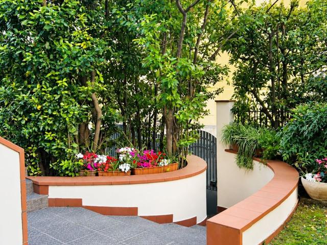 Case e ville in vendita di 250 m²