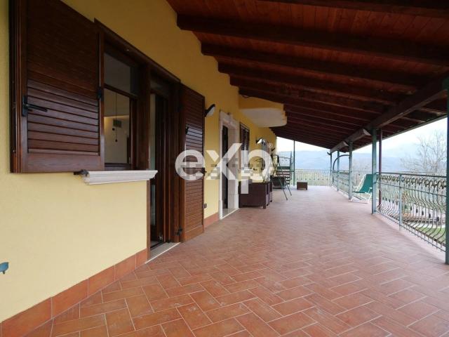 Case e ville in vendita di 250 m²
