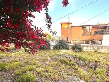 Case e ville in vendita di 250 m² in Via Cupa Terracina, 200