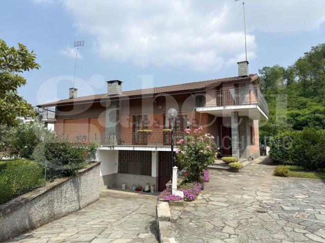 Case e ville in vendita di 250 m² in Via Alpignano